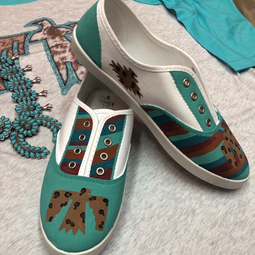 Western painted time and tru shoes woman’s size 9